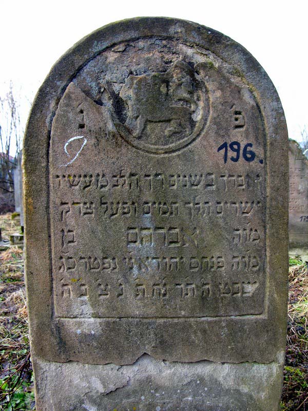 Grave 196