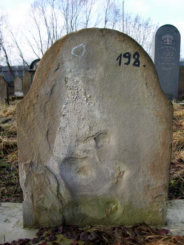 Grave 198