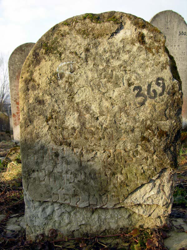 Grave 369