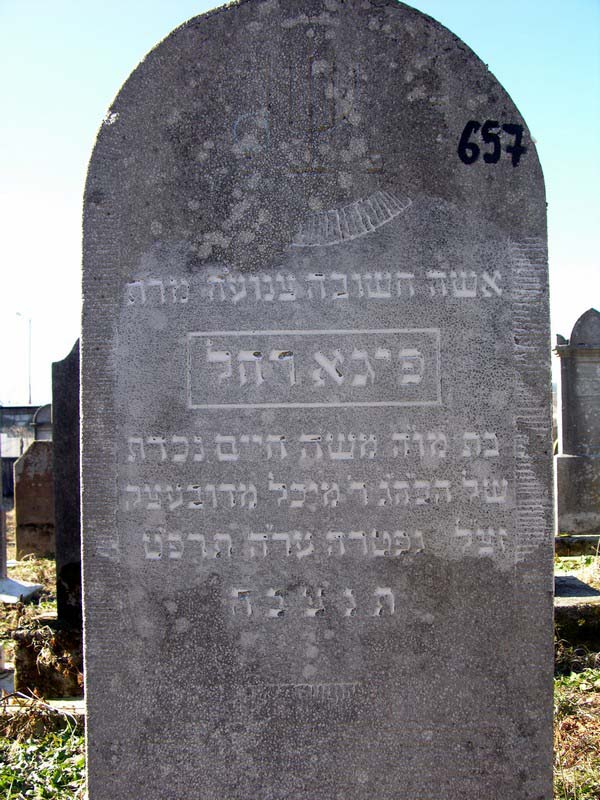 Grave 657