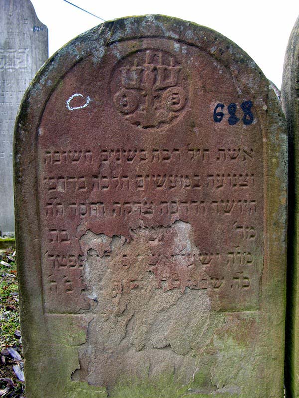 Grave 688