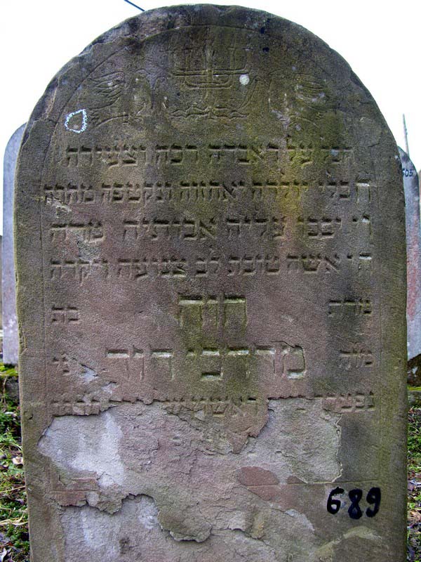 Grave 689