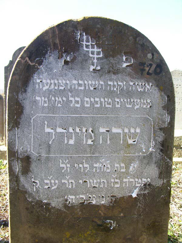 Grave 720