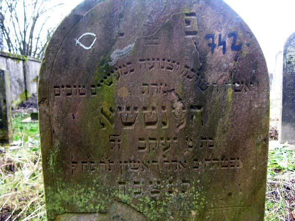Grave 742