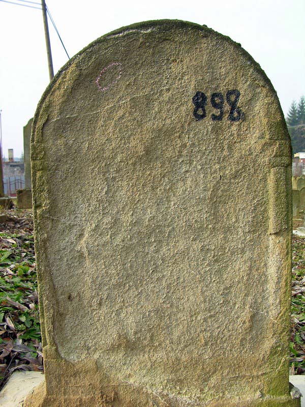 Grave 898