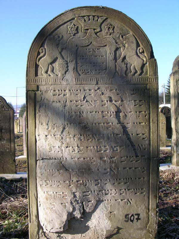 Grave 907