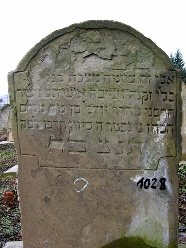 Grave 1028